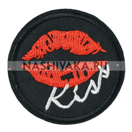 Нашивка Губы - Kiss (201167), 67х67мм